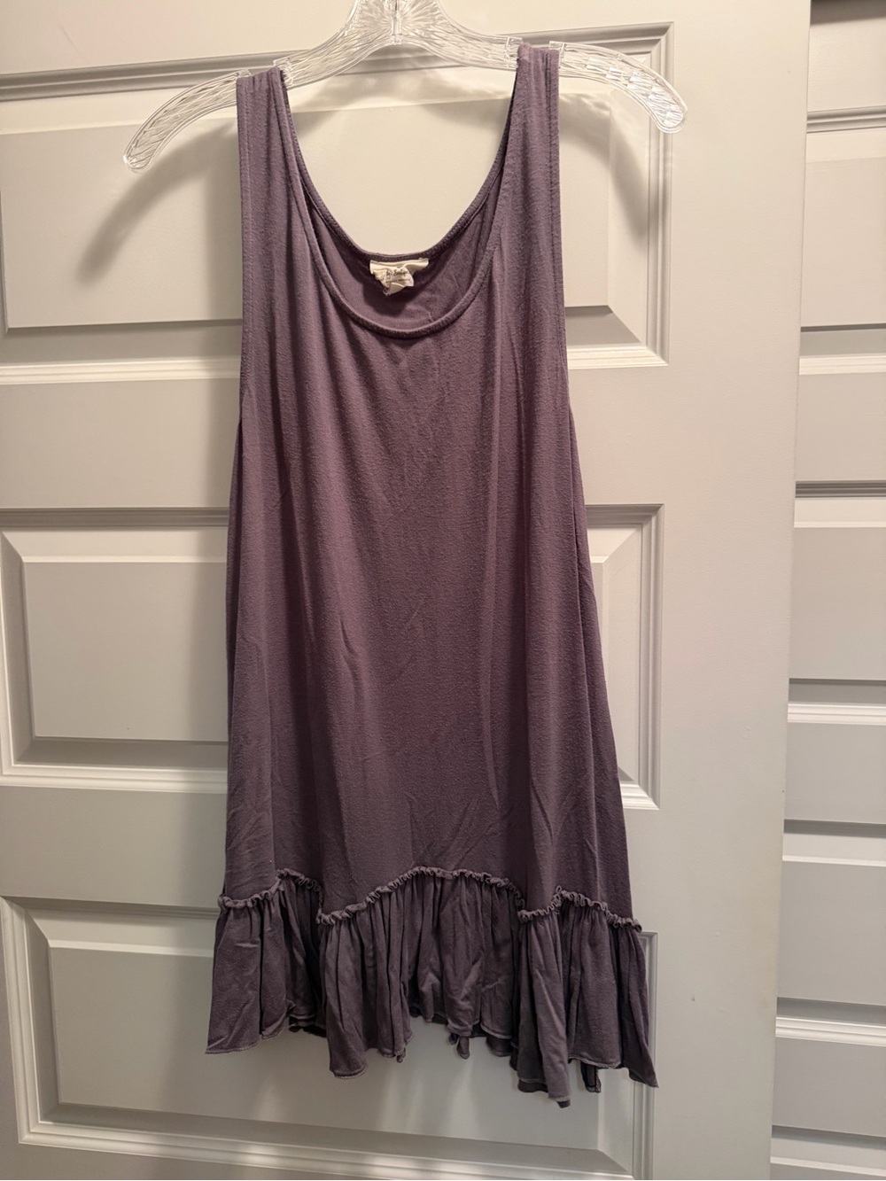 Women's Sleeveless Ruffle-Hem Tank Top - Lavender